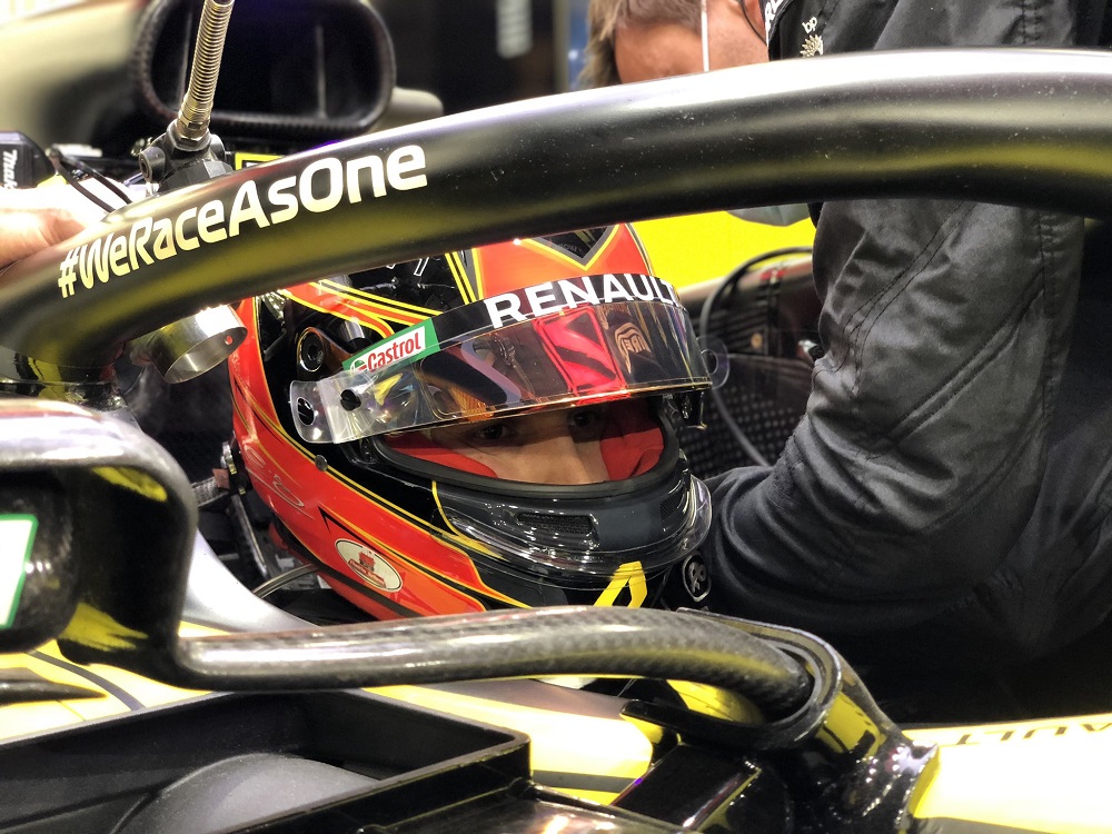 GP Sakhir F1, Esteban Ocon: “Chorei na linha de meta…”