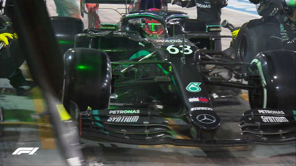 GP Sakhir F1, após 47 voltas: Russell para, Bottas lidera
