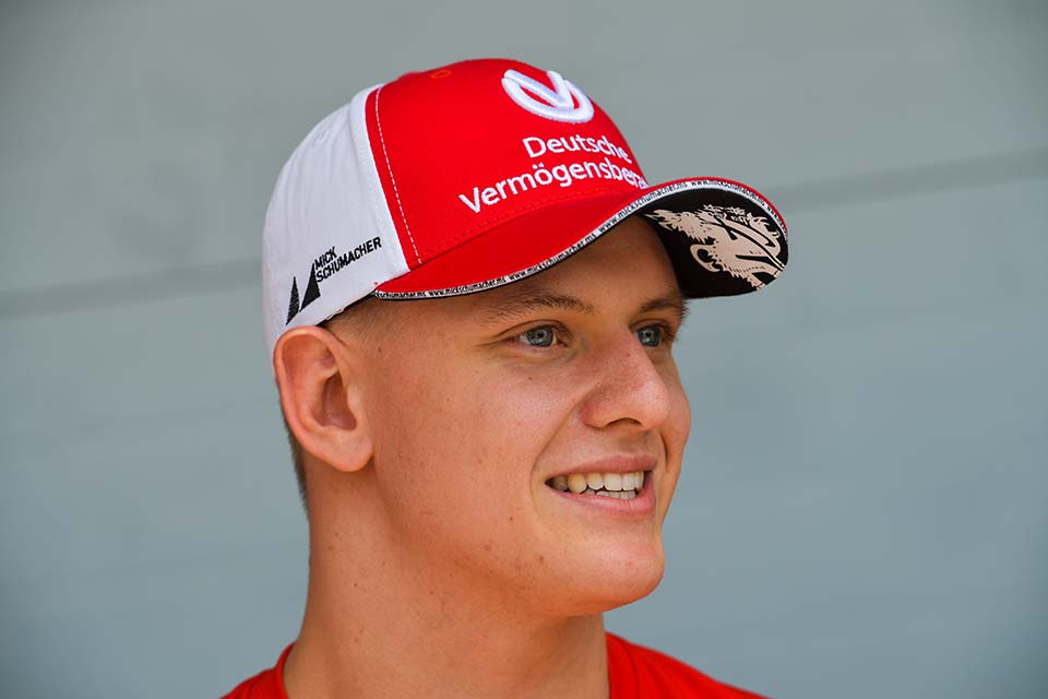 F1, Guenther Steiner: “O Mick (Schumacher) ganhou a oportunidade com base no seu desempenho…”