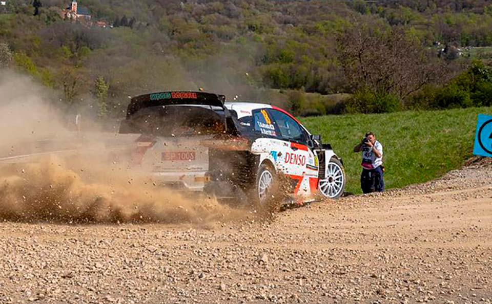 WRC, Rali da Croácia, PE10: Sébastien Ogier consolida, Thierry Neuville atrasa-se mais…