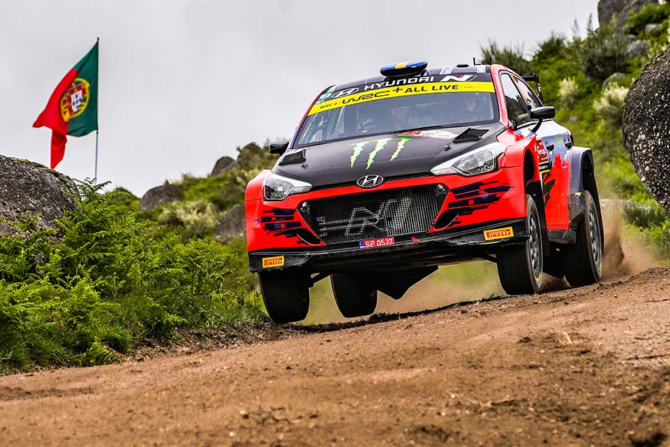 Oliver Solberg ausente do Rali da Sardenha: pai ‘apanhou’ covid-19