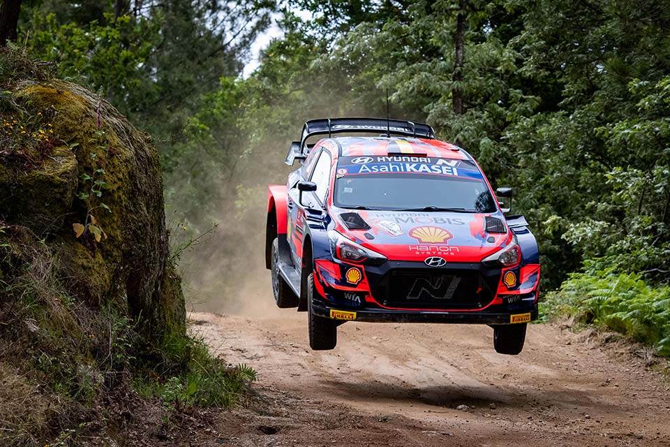 WRC, Rali de Portugal: Equipas ainda em fase de adaptação aos pneus