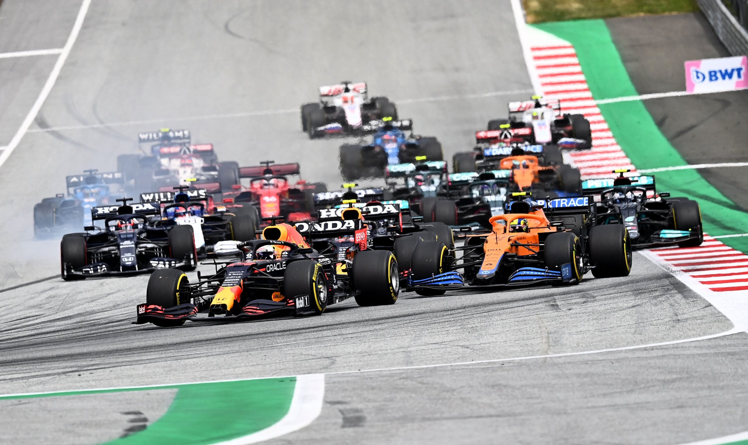 F 1 сайт. Гран-при Австрии формулы-1. F1 2021 Verstappen. Формула 1 Австрия 2021. F1 2021 старт.