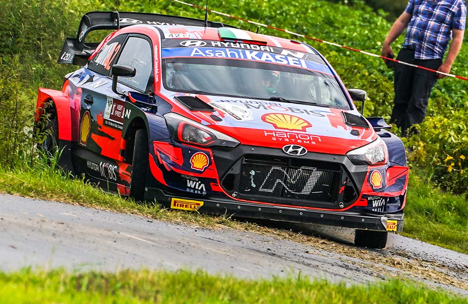WRC, Rali Ypres, PE 15: Prossegue jogo do ‘gato e do rato’ entre Thierry Neuville e Craig Breen