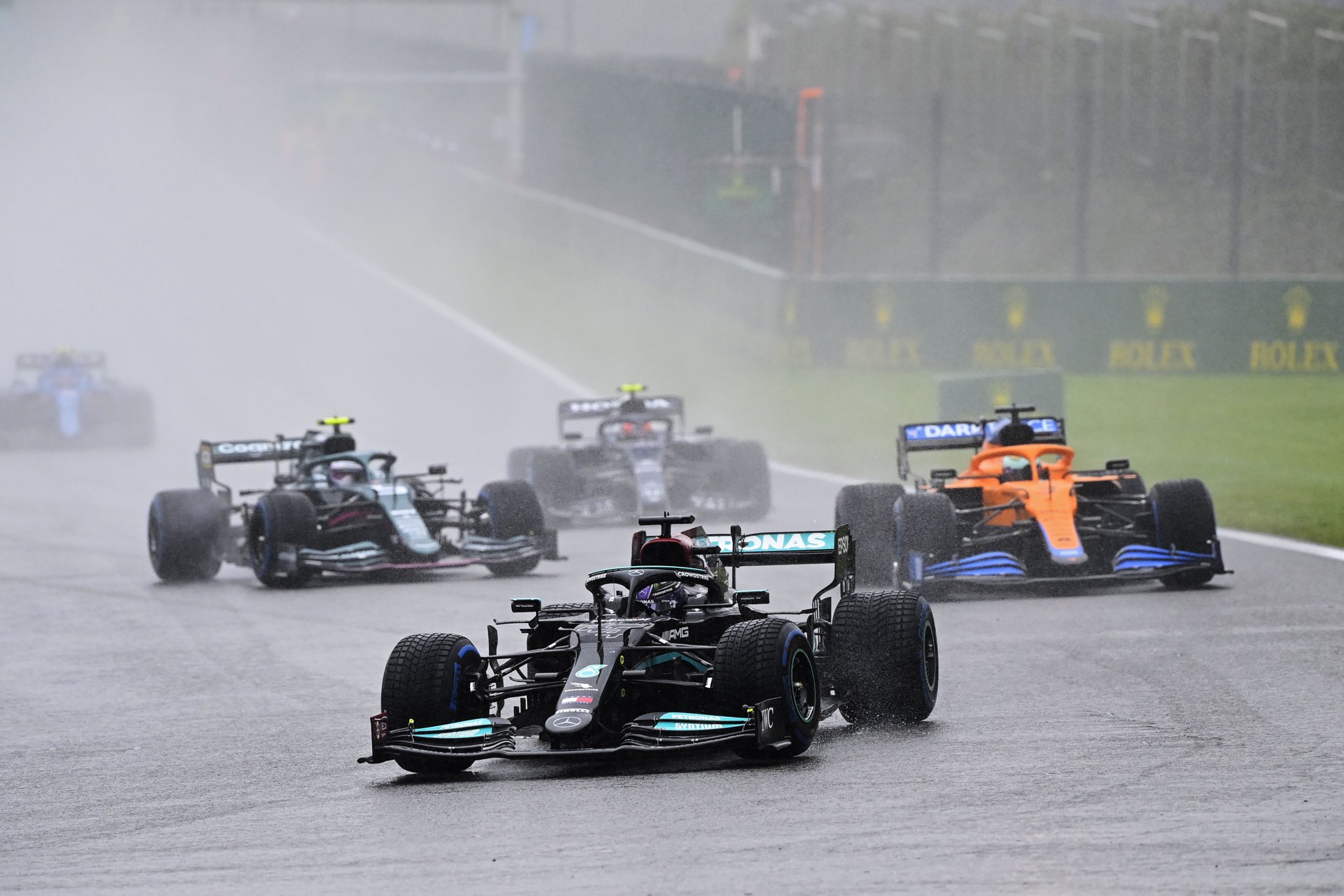 GP Bélgica F1, Lewis Hamilton: “O dinheiro manda”