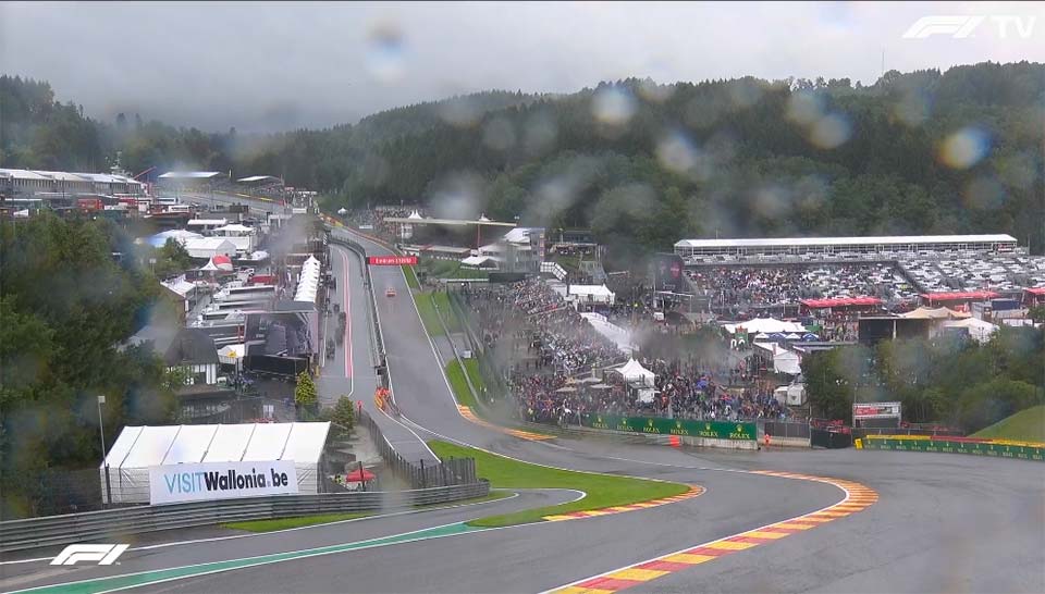GP Bélgica F1: Arranque da qualificação adiado devido à chuva