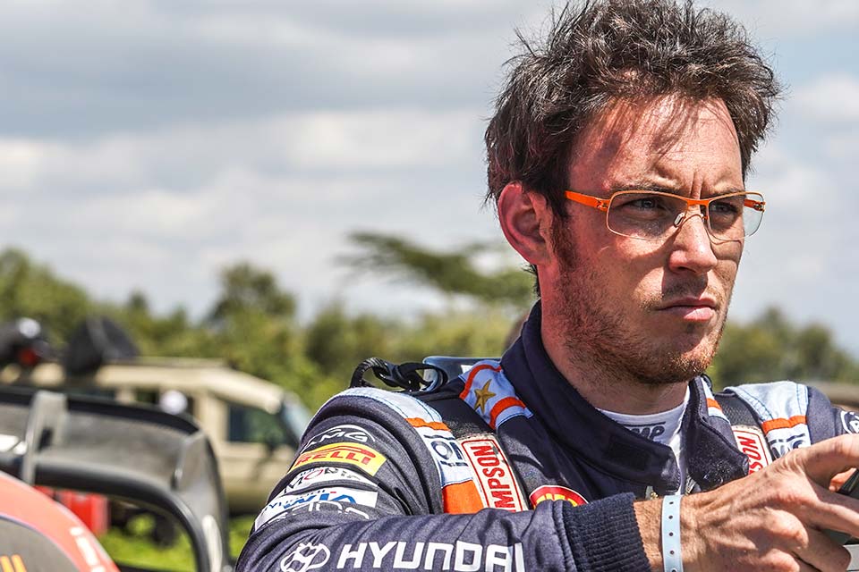 Thierry Neuville sem papas na língua: “ninguém teve ‘t…” para afrontar a FIA”