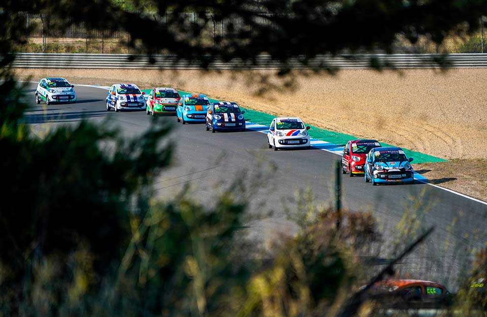 Troféu C1 no Estoril: Estreias e regressos