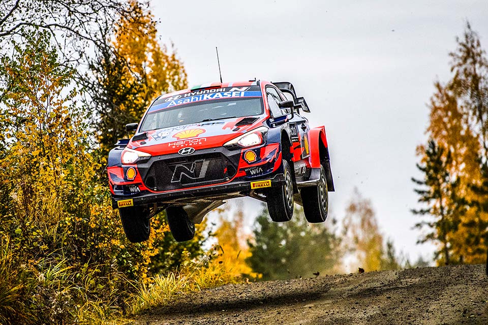 WRC, Rali da Finlândia, PE5: Craig Breen recupera