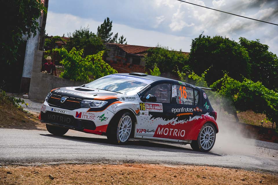CPR, Gil Antunes: Velocidade de ponta é handicap no Dacia Sandero Rally2 Kit