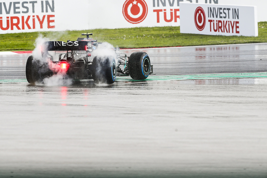 GP Turquia F1: Pneus mais macios que em 2020 para ajudar na aderência