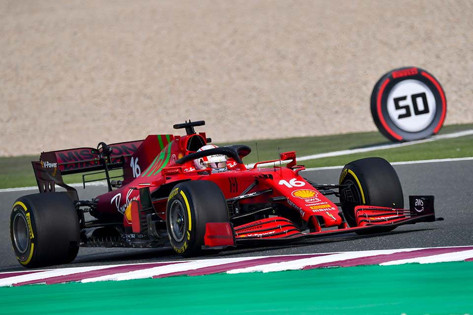 GP Qatar de F1: A Ferrari está novamente na frente da McLaren