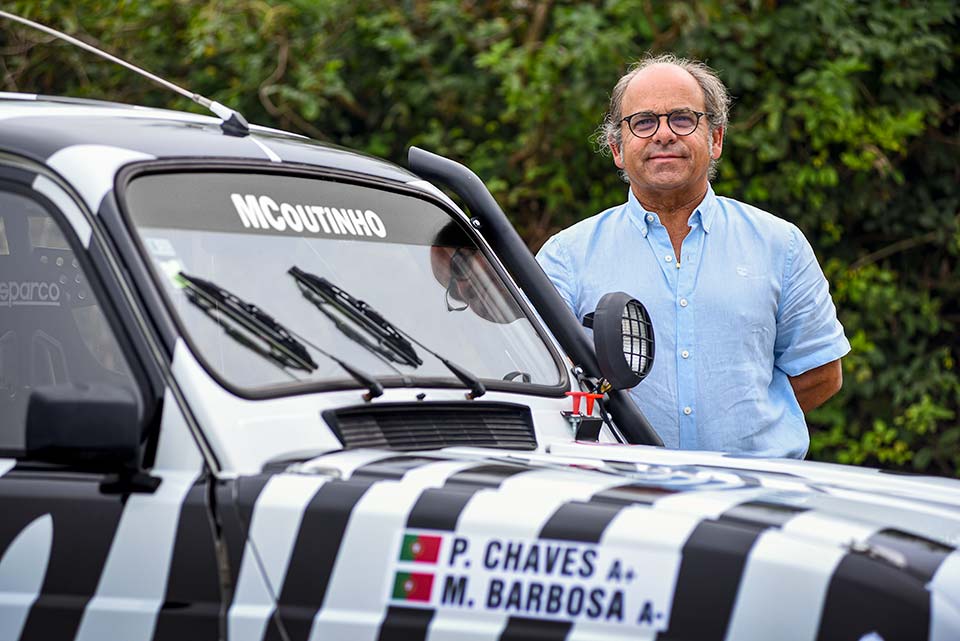 Pedro Matos Chaves e a ‘aventura’ Rali Safari: “a Renault 4L tem fama de passar por todo o lado”