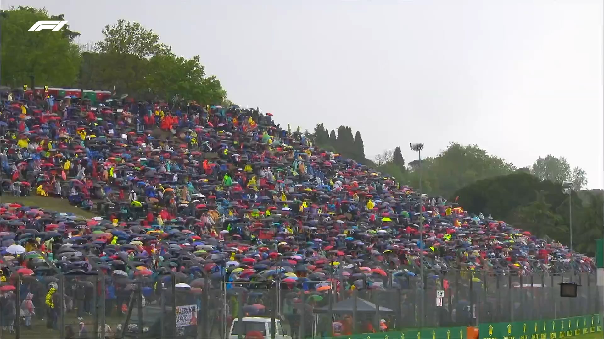 GP Emilia Romagna F1: Chuva confirma presença