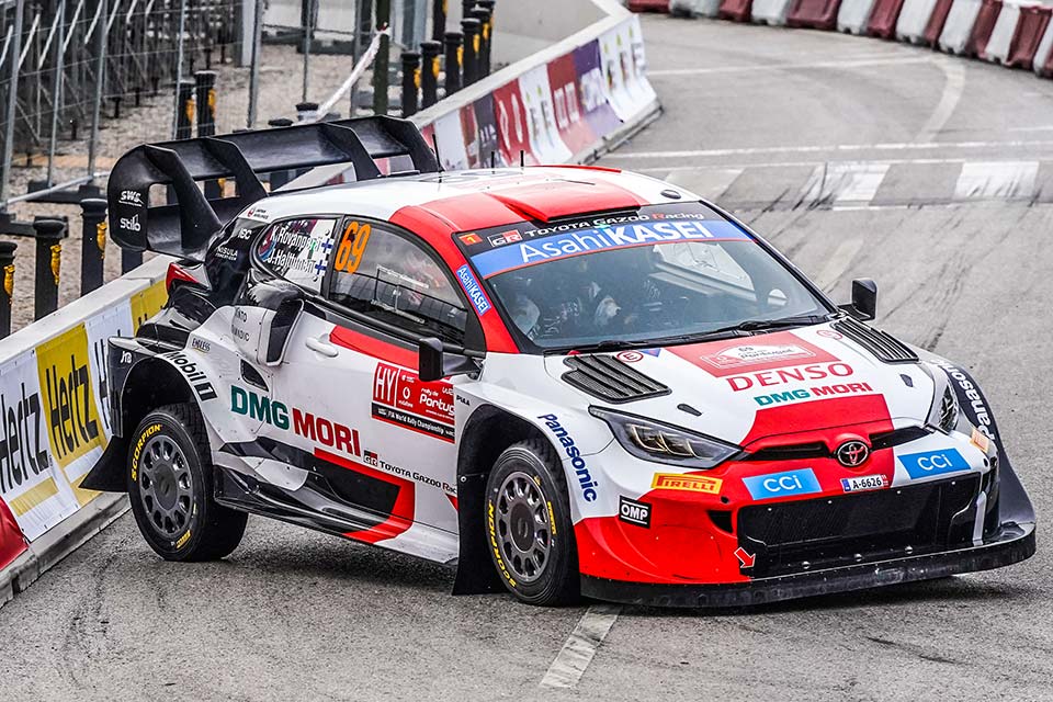 WRC, Rali de Portugal (PE16 Porto): Kalle Rovanpera e Elfyn Evans separados por 5.7s