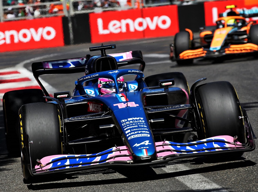 GP Azerbaijão F1, Fernando Alonso: “McLaren à espera de um erro meu? Improvável!”