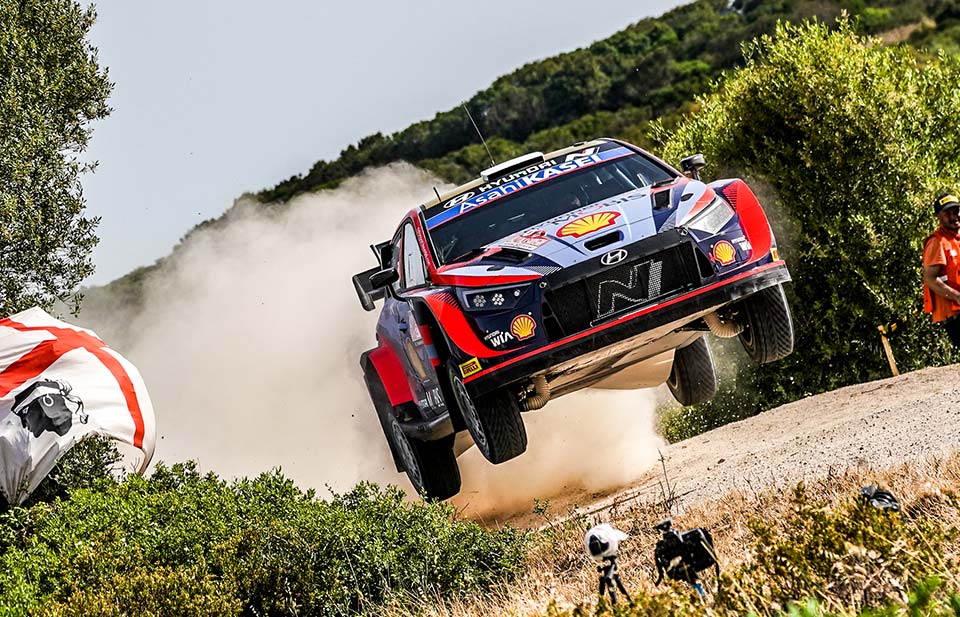 WRC, Rali da Sardenha, PE5: Ott Tanak mais líder, boa luta na frente…