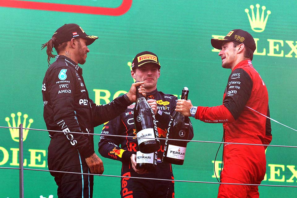 GP Áustria F1: três homens do pódio todos multados em 10.000€