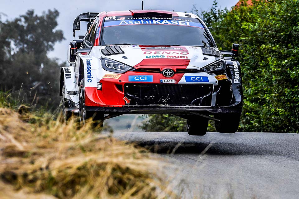 WRC, Rali de Ypres/Bélgica, PE14: Elfyn Evans vence, mas Thierry Neuville controla