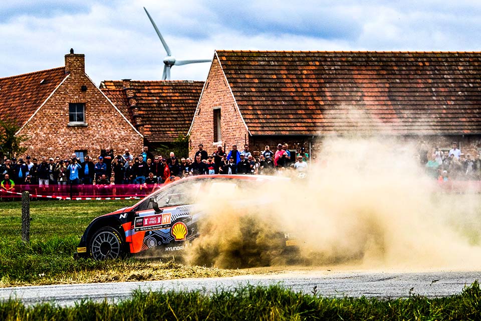 WRC, Rali de Ypres/Bélgica, PE13: Thierry Neuville coloca liderança nos 18.3s
