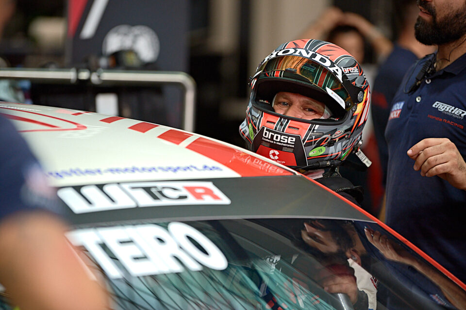 Tiago Monteiro procura no Estoril a quinta vitória no WTCR em solo