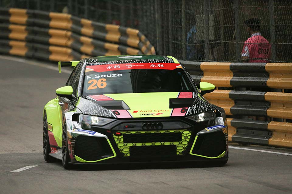 Filipe de Souza vence Corrida da Guia Macau/TCR Asia Challenge
