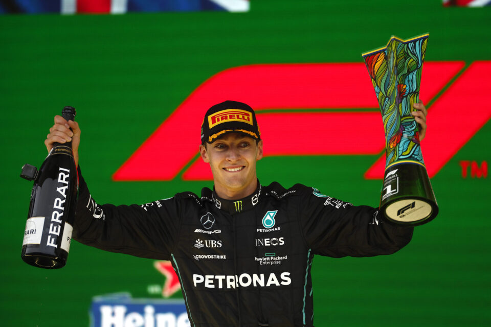 F1, George Russell: “Sinto-me pronto para lutar pelo campeonato”
