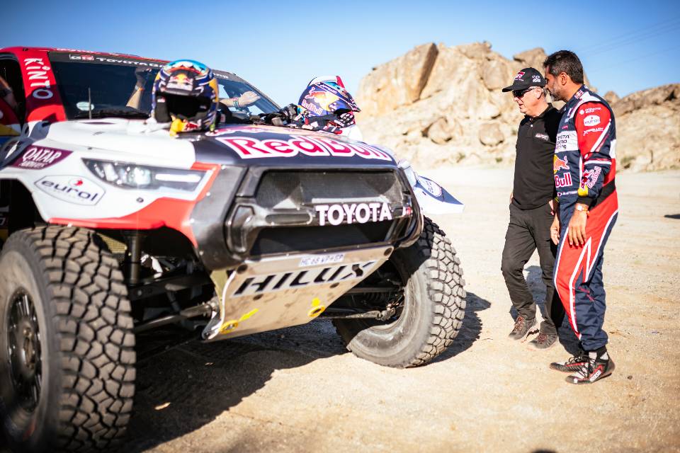 Dakar, Nasser al Attiyah: “O Carlos (Sainz) queixa-se sempre de muitas coisas”