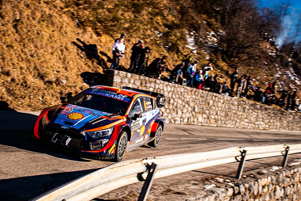 WRC, Porquê tantas dificuldades para Dani Sordo e Esapekka Lappi?