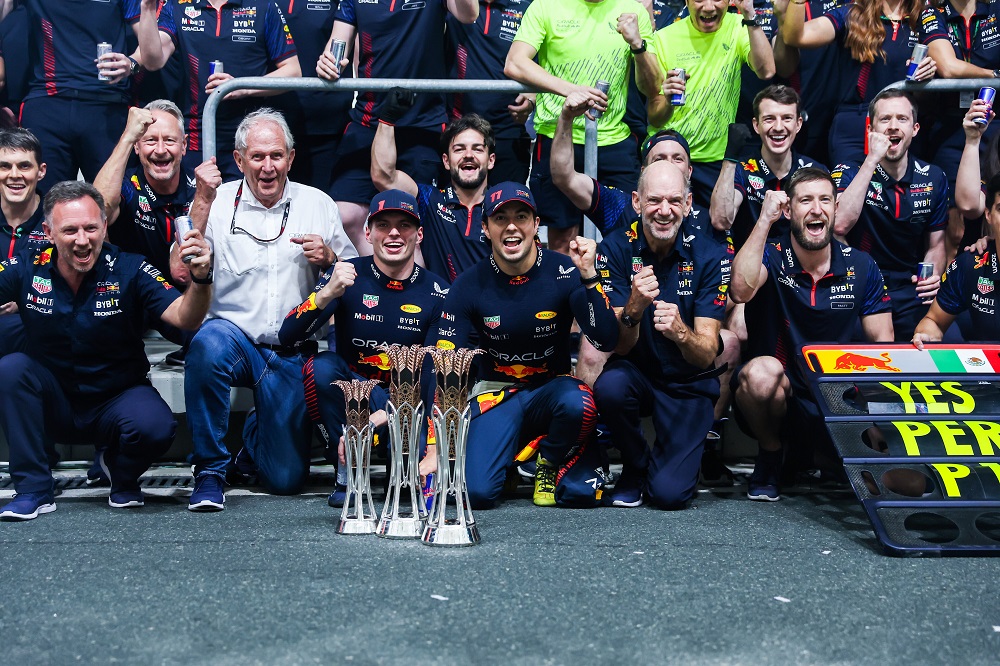 F1: Red Bull tiene ‘dos ​​pilotos maduros que trabajan bien juntos’, dice Horner