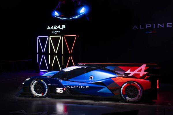 WEC: Alpine Mostra O A424 Beta | AutoSport