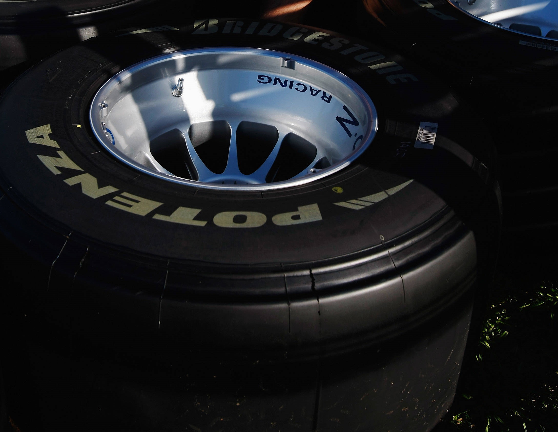 F1: Bridgestone pode estar de volta