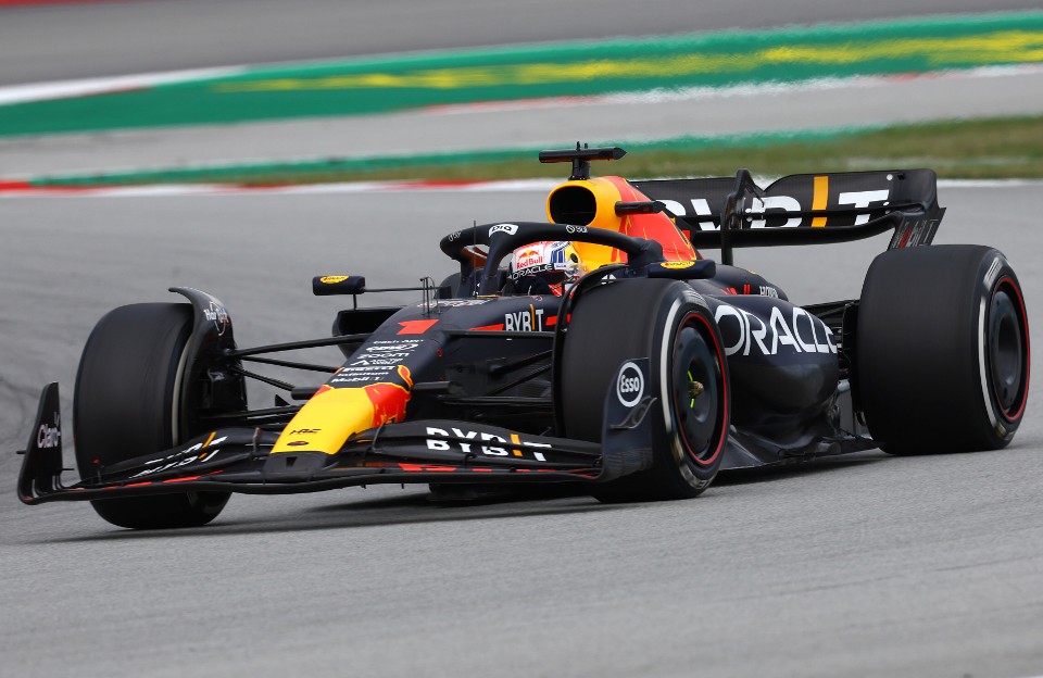 Max Verstappen diz que RB19 não é o melhor carro da história da F1