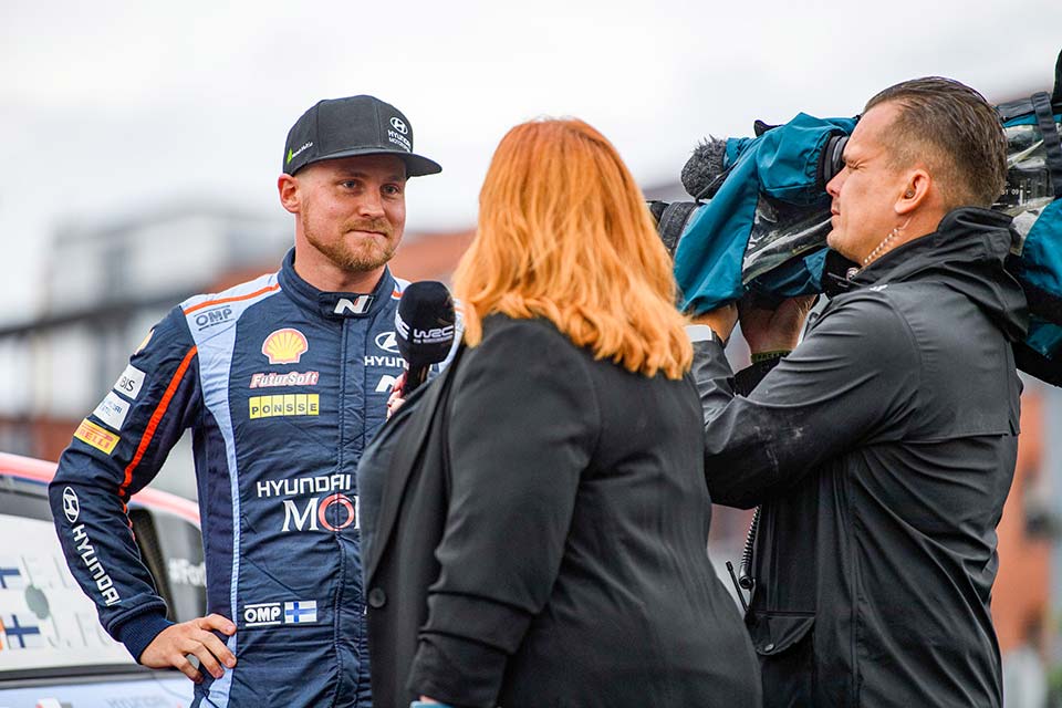 WRC, Esapekka Lappi desistiu devido a erro nas notas