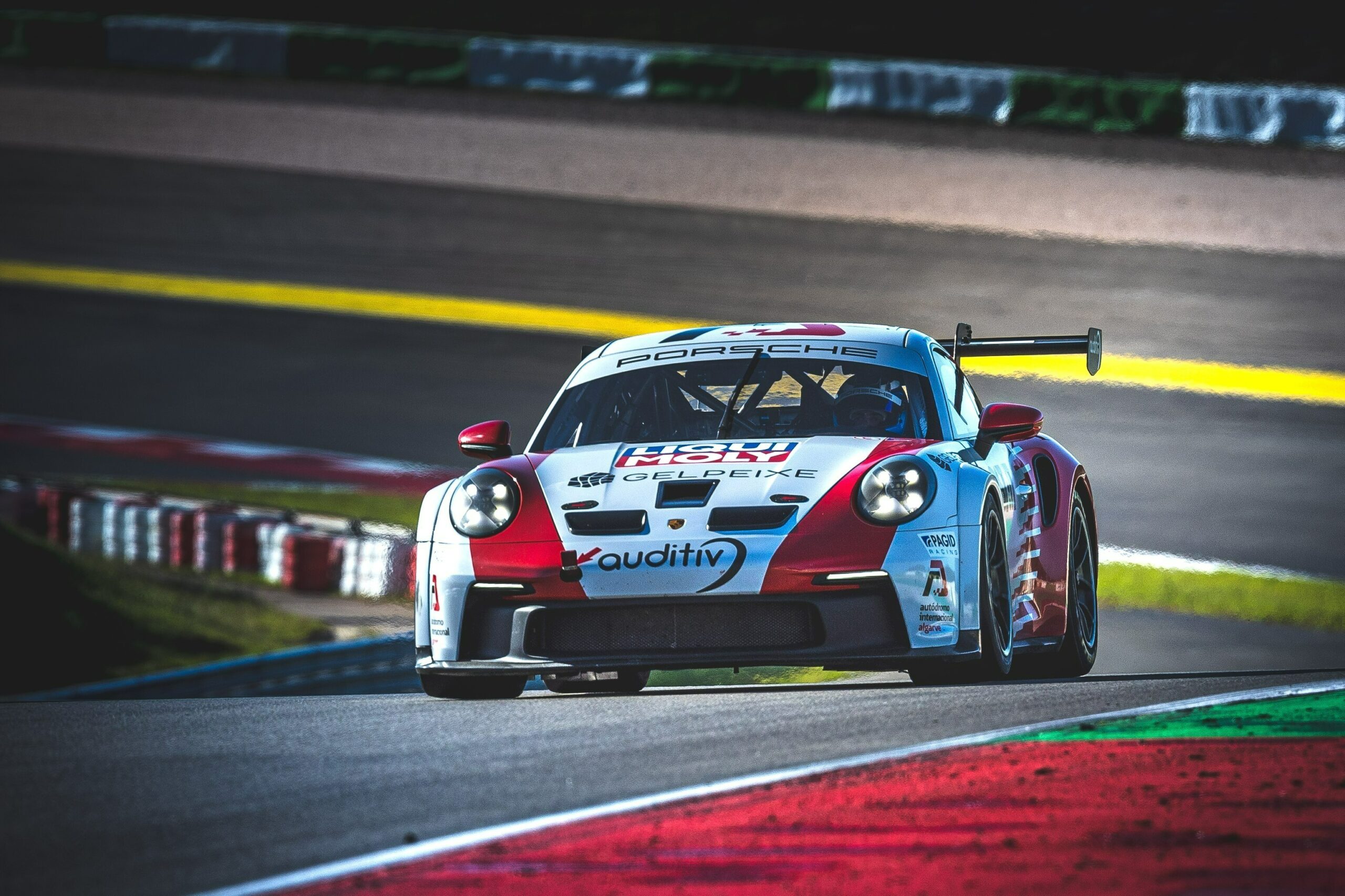 José Maria e Pedro Marreiros no do Campeonato de España de GT, em Navarra