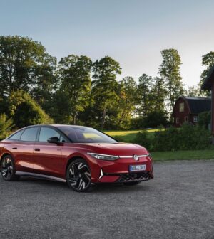 VW ID.7 GTX: Já disponível em Portugal. Conheça os preços thumbnail