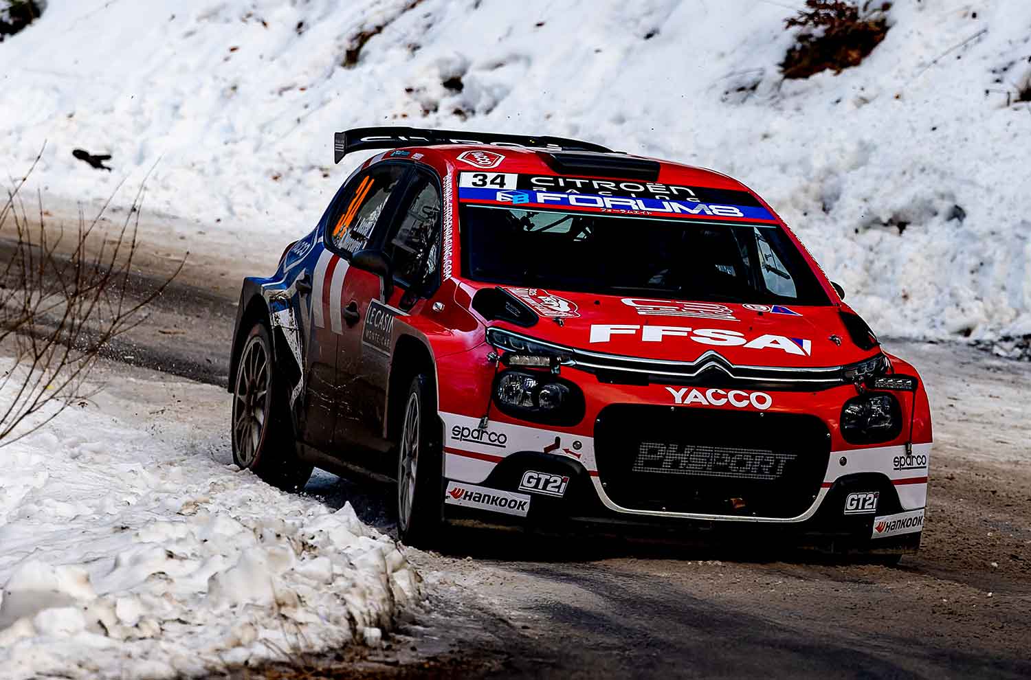 Yohan Rossel vence facilmente WRC2 no Rali de Monte Carlo