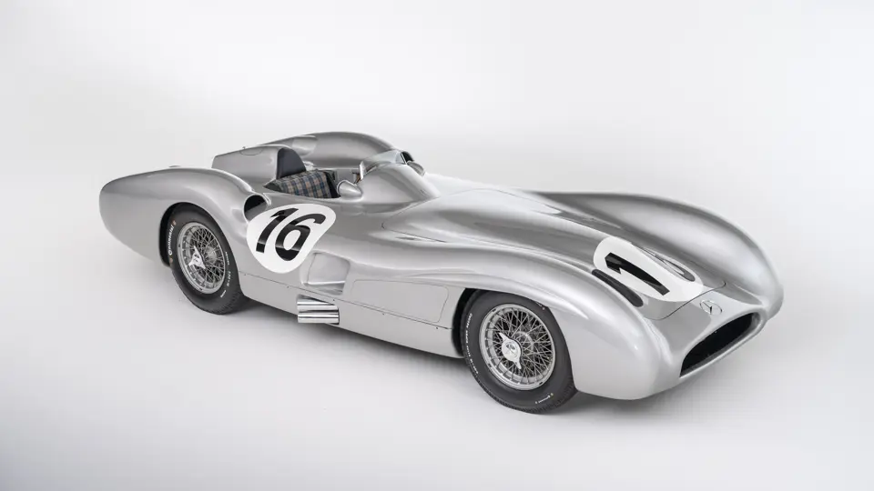 Mercedes W196 R Streamliner é o F1 mais valioso de sempre