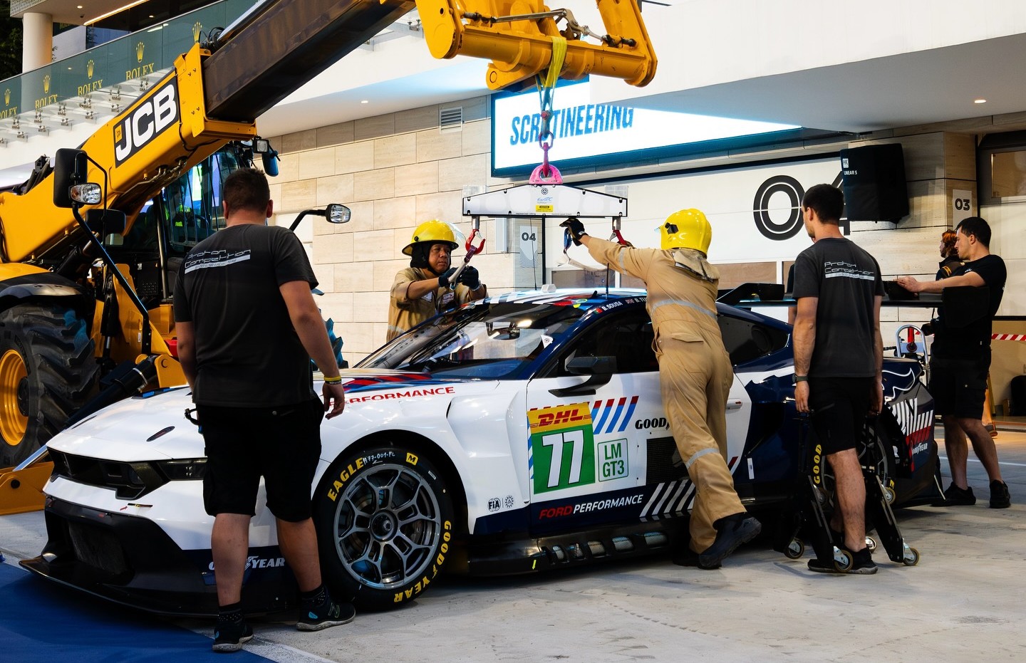 WEC/Prólogo: Ford Mustang de Bernardo Sousa incendiou-se…