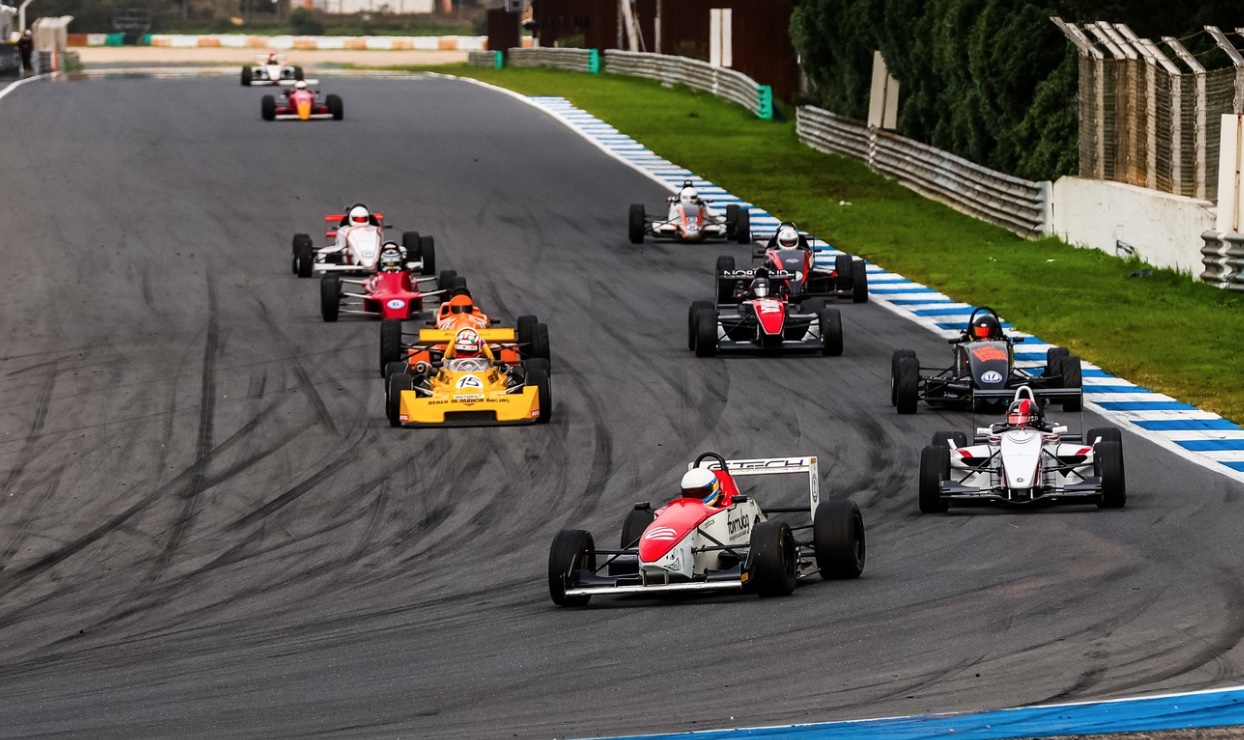 Single Seater Series: duas divisões e Fórmula Race Academy