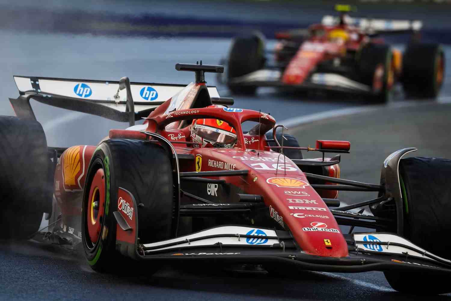 F1: Ferrari mostra potencial, mas falha na estratégia