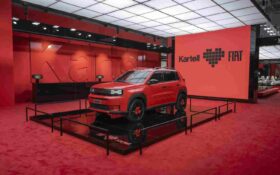 Grande Panda Kartell celebra o design italiano thumbnail