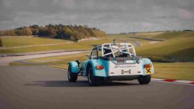 Horse vai fornecer motores à Caterham Academy thumbnail