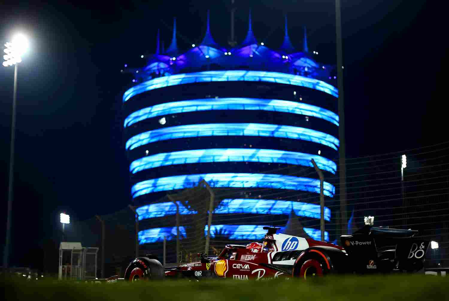 GP Bahrein F1: domínio McLaren, pneu mais duro ganha protagonismo
