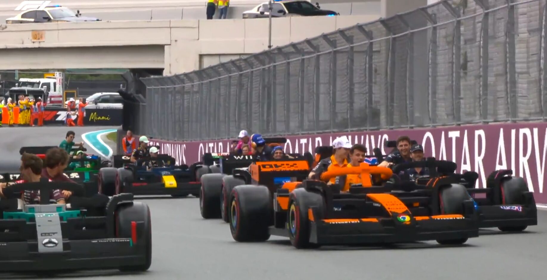 GP Miami F1: Pilotos fizeram já a primeira corrida do dia… com carros Lego