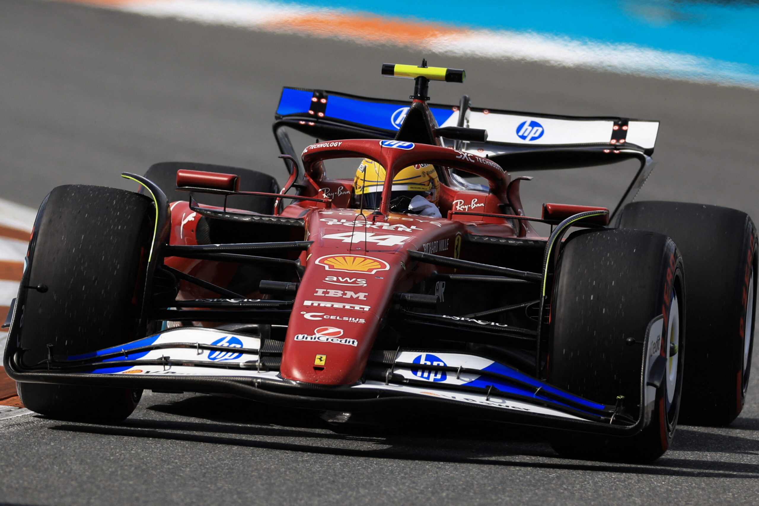 GP Miami F1, Q2: Lewis Hamilton eliminado
