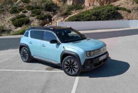 Ao volante do novo Renault 4 E-Tech thumbnail
