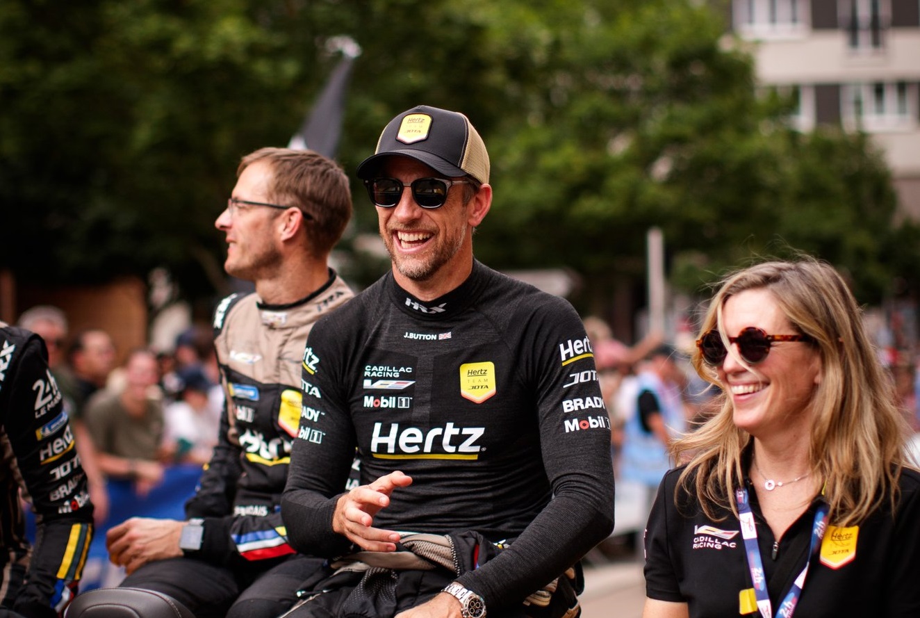 Jenson Button vai deixar de correr a tempo inteiro em 2026