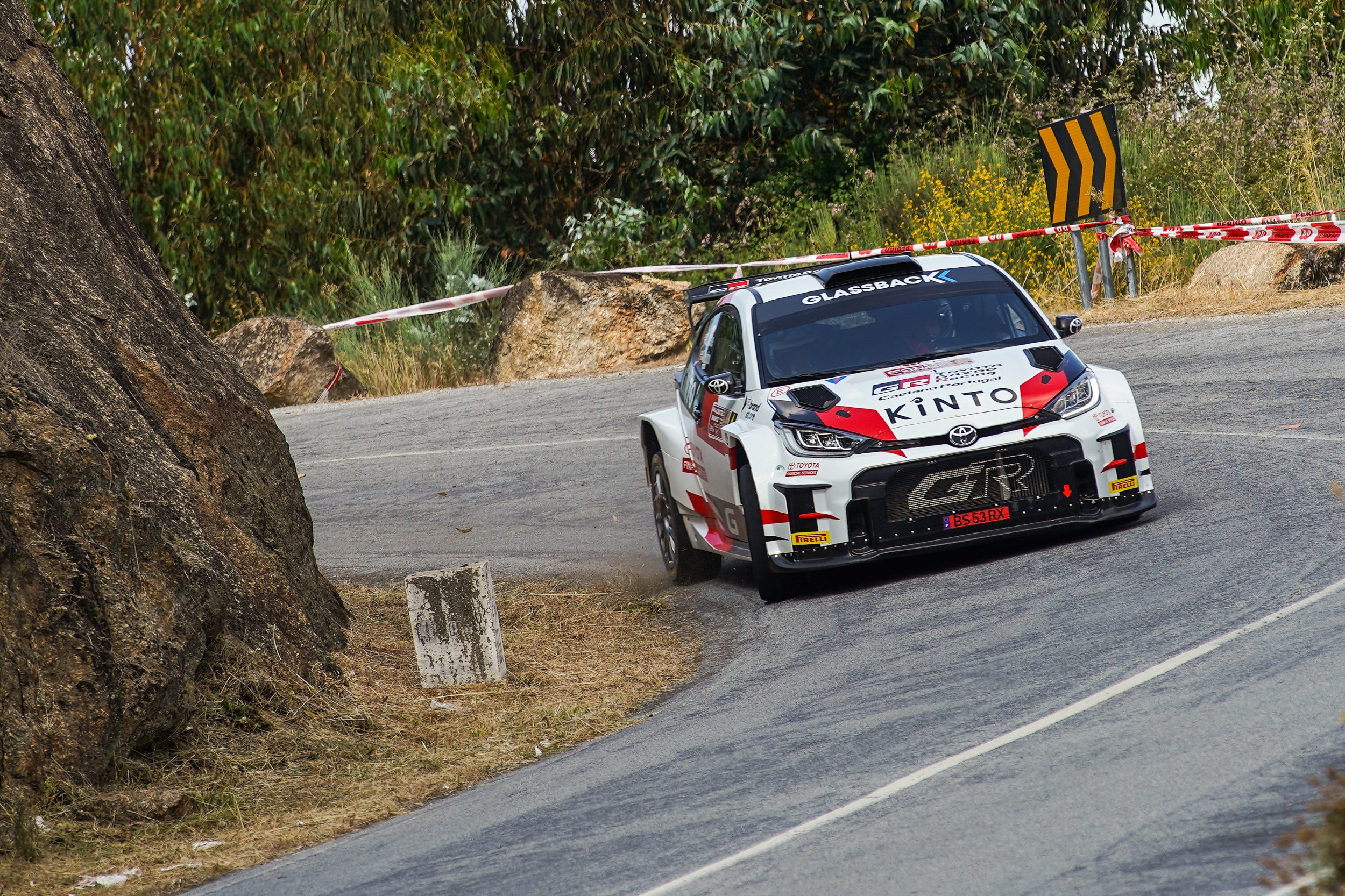 Rali de Castelo Branco, PEC11: Meeke cimenta liderança a apenas um troço do final