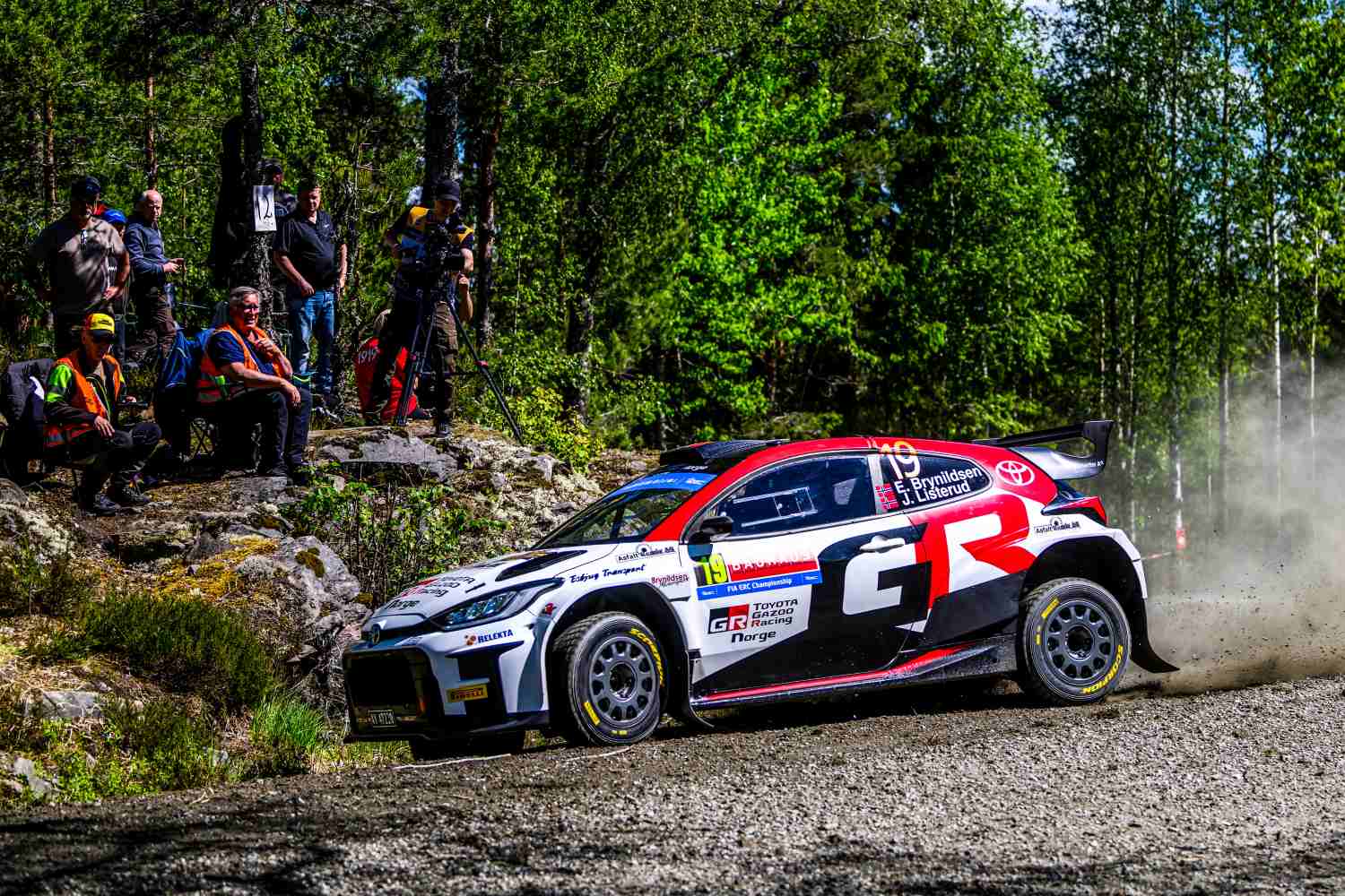 ERC: Eyvind Brynildsen surpreende e vence Rali da Escandinávia